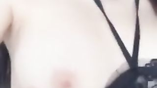 美女主播演示约炮APP