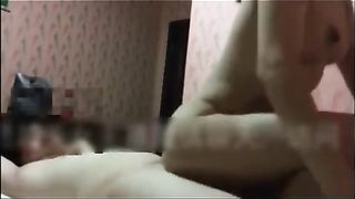 厦门水哥与邻家骚少妇意乱情迷无套抽插