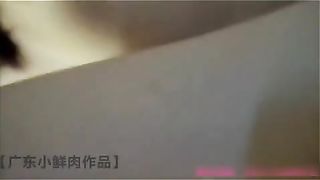 小鲜肉酒店爆操97年大二美眉嫩逼越操越紧真想干她两天两夜！