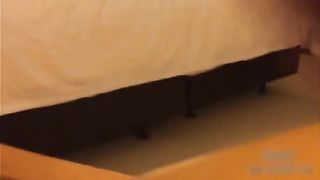 干妈老公出国做生意咱俩去开房撕破丝袜玩