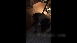 和两个另类学生装制服美女疯狂玩3P两个骚货换着操非常过瘾