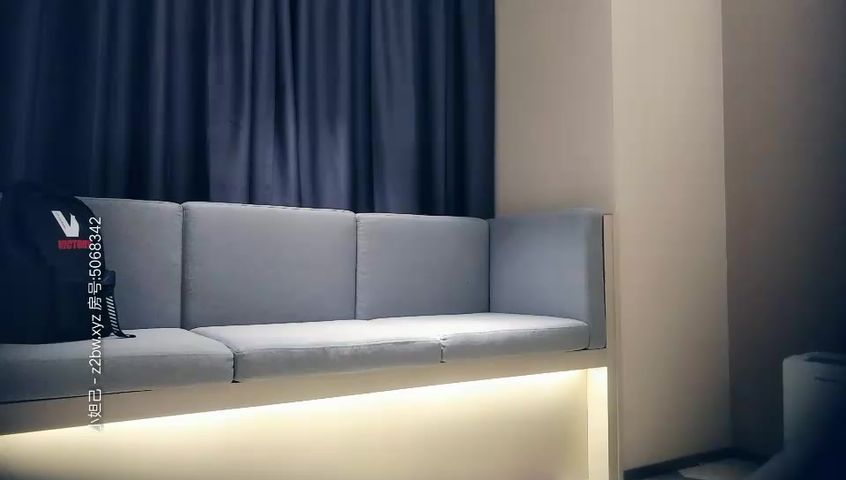 77777小天探花约了个颜值不错肉肉身材妹子，舌吻口交近距离特写摸逼侧入后入猛操