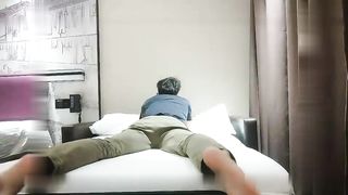 91沈先森嫖娼大师带你找外围，高素质冷艳黑靴妹子，新视角拍摄翘起屁股口交，骑乘后入大力猛操