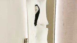 【探花999999】，新晋探花首场，约操漂亮小姐姐偷拍，温柔配合娇喘动听，高清源码录制