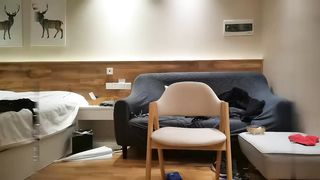 【69堂精品】黄先生约大奶纹身妹啪啪椅子上摸逼后入抽插操哭01