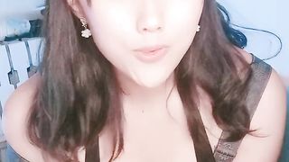 【69堂精品】36E巨乳女仆顶级肥臀粉穴近距离掰穴特写02