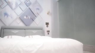 小马寻欢约操肥胖大奶逼观音坐莲幅度大