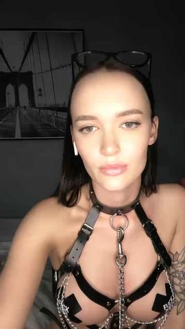 【69堂精品视频】国外眼镜御姐爆炸身材SM情趣套装无毛肥穴假屌爆插