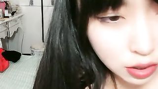 【69堂精品视频】奶胸兔兔全裸展示都捏大屌做啥骑乘