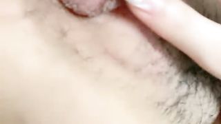 美少妇躺在床上诱惑自慰乳头粉嫩诱惑十足道具插穴