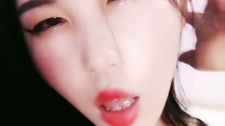 【69免费视频】兔牙小骚妇白嫩少妇粉嫩美乳小淫穴性爱