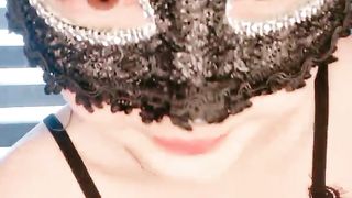 【69免费视频】小恶魔来了阳具自慰约小哥过来爆草淫穴