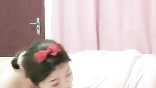 【69免费视频】邻家小妹儿美乳精致小穴有点紧插得尖叫