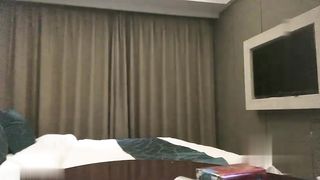 【69堂精品视频】苗条身材妹子啪啪翘起屁股口交上位骑坐后入