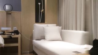 【69堂精品视频】雀儿满天飞风骚极品尤物狂干娇喘不断乳浪翻滚