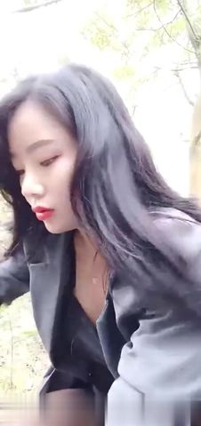 【69堂精品】饱满美腿御姐玩弄大鸡巴深喉站立深插打桩