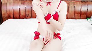 【69堂免费视频】顶级女双飞激情名场面，无毛嫩穴站立一字马抽插