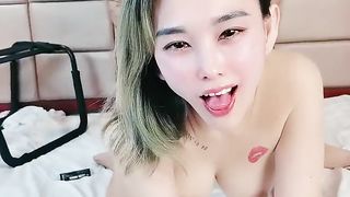 【69堂免费视频】少女骑乘鸡巴做爱玩弄高潮不断刺激呻吟