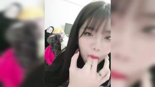 【69堂免费视频】台湾情侣自拍超漂亮的美女主持人被调教成小母狗
