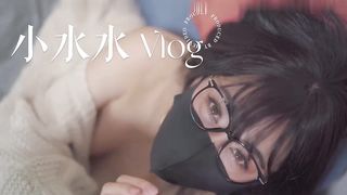 【69堂免费视频】和室友一起复习考试，她竟然没有穿内裤，撕开丝袜把她干到高潮喷水