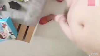 【69堂免费视频】家庭乱伦_淫妇为了满足饥渴骚逼把18岁儿子玩了