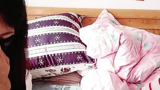 【69堂免费视频】口交大鸡巴让小哥吃奶舔逼舔菊花精彩又刺激