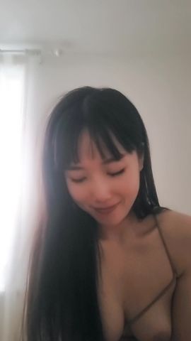 【69堂免费视频】深喉口交无毛白虎压在身下边亲边草