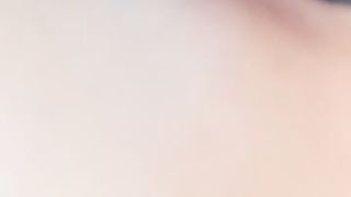 【69堂免费视频】给小哥舔起大鸡巴，激情上位爆草抽插浪叫不止自慰抠骚穴