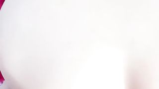 【69堂免费视频】与饥渴女友在家激情啪啪自拍！还没爽够 拿起了震棒