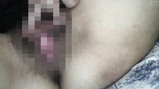 【69堂免费视频】但是太紧了，我忍不住射在她体内