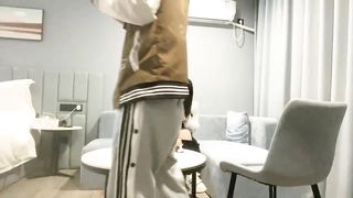 【69堂免费视频】师范大学生，小美女一宵风流！花式啪啪激情四射