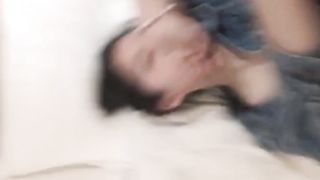 【69堂免费视频】有点婴儿肥的同事，完美露脸最后颜射