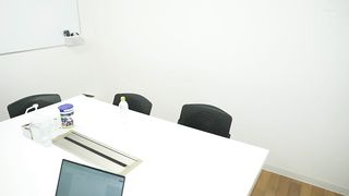 【69堂免费视频】它将出现在你家！她是一位极其矮小、纤细的治愈女神，无论业余男性有什么要求，她都会听从