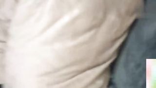 【69堂免费视频】【姐弟乱伦】中途趁妈妈给姐姐打电话时候无套内射