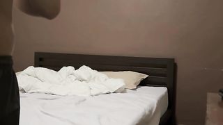 【69堂免费视频】20岁兼职小姐姐，害羞捂脸被舔逼，激情做爱嗷嗷叫，不满足娇嗔抱怨