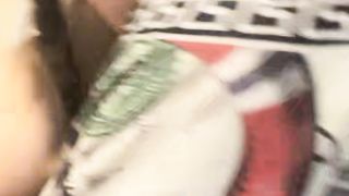 【69堂免费视频】大黑屌轮流吃，坐在桌子上一顿操，骑乘位肥臀猛坐，场面极度淫骚