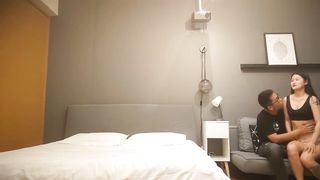 【69堂免费视频】【大叔探花】蜂腰翘臀清纯169cm小姐姐被大叔暴力打桩