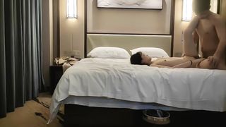 【69堂免费视频】今日养生探花新人老哥甜美马尾妹子，白色内衣舔屌69口交，抬起大长腿抽插猛操，大屁股坐上来上下套弄