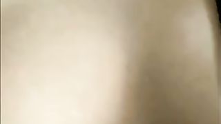 【69堂免费视频】【乱伦精品】扒衣强操醉酒嫂子，大白屁股水超多