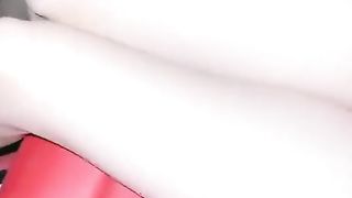 【69堂免费视频】加油站和炮友刺激偷情