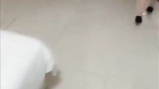 【69堂免费视频】媳妇喝醉了只能操嫂子了哈哈