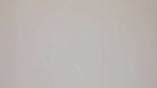 【69堂免费视频】欠操的小妞露脸高颜值镜头前发骚，跟狼友互动听指挥展示，温柔的给大哥舔弄鸡巴样子真骚，激情上位爆草抽插