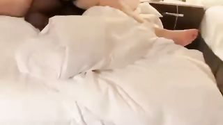 【69堂免费视频】三个漂亮大骚逼_夹死你_小哥哥多性福被三闺蜜伺候_不要擦让小哥哥舔_无套输出_内射一丢丢_被榨干了_DeWatermar