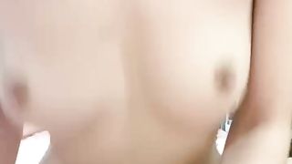 【69堂免费视频】颜值女神洗白白与哥哥床上大战吃鸡啪啪浪叫呻吟，连续打桩表情炸裂！要操哭啦！啊啊啊