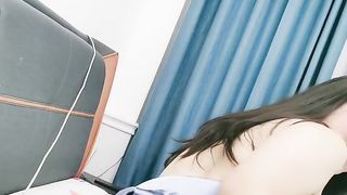 【69堂免费视频】00后少女居家直播玩弄淫穴抽插内射