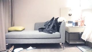 【69堂免费视频】肌肉男约嫖性感大奶妹穿上情趣装口交抽插