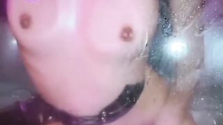 【69堂免费视频】穿着情趣衣服的女友还是有两把骚刷