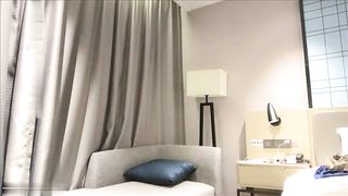 【69堂免费视频】约了个气质高颜值美女啪啪，舌吻调情洗完澡开干上位骑坐侧入猛操