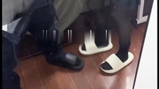 【69堂免费视频】母狗就应该每时每刻为主人服务，她很喜欢吃我的弟弟觉得_DeWatermark