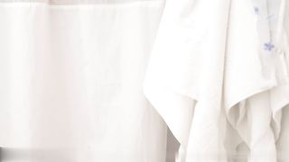 【69堂免费视频】男人断腿了，需要粉丝来被我榨干